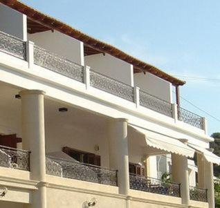 Oasis Hotel Massouri Extérieur photo